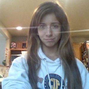 Meet your Posher, Arielle